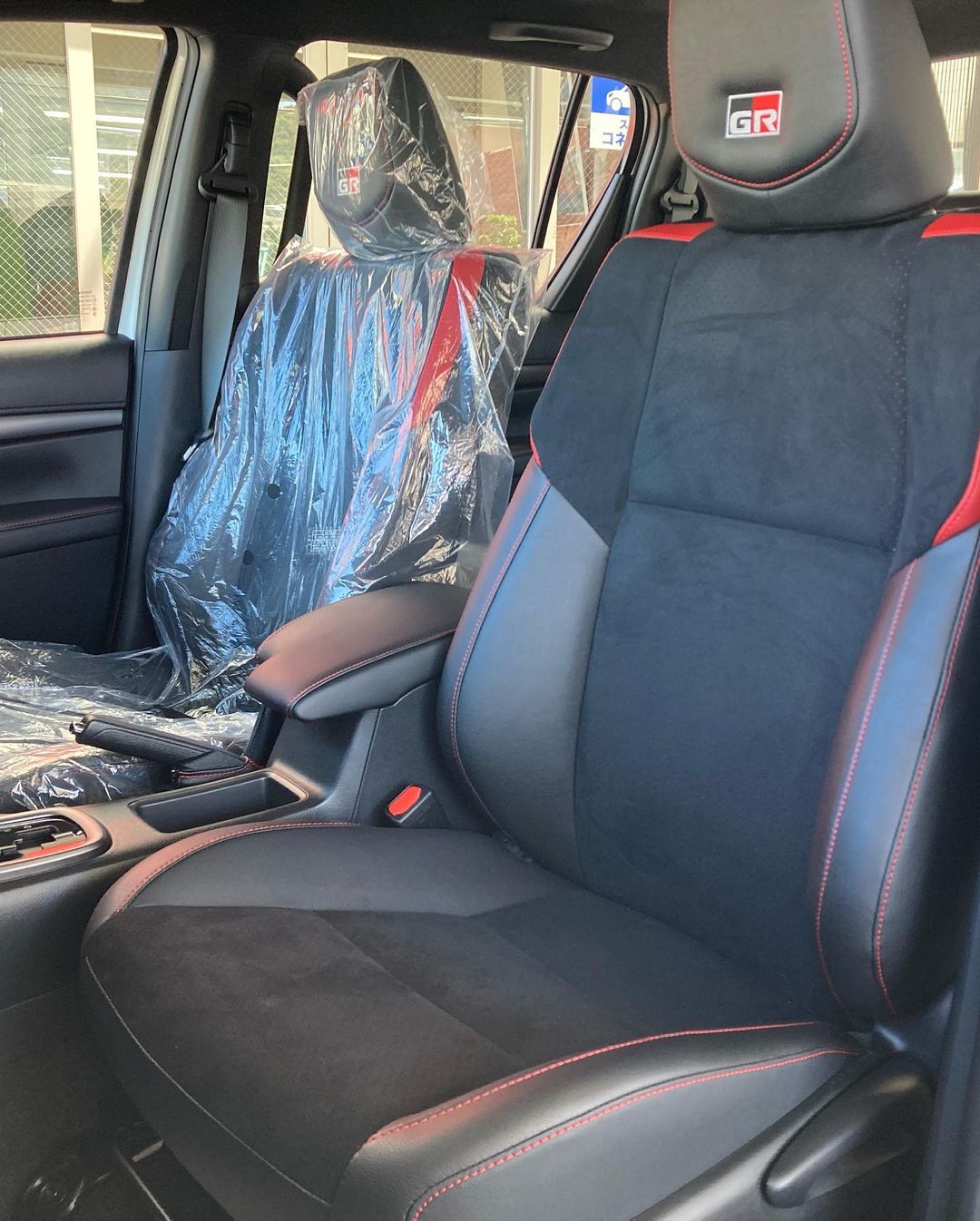 トヨタ ハイラックス GR