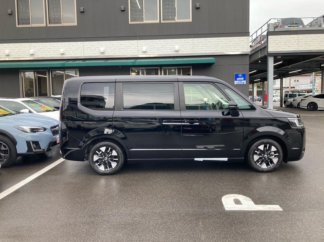 続々、入庫してます、新型ステップワゴン❗️
