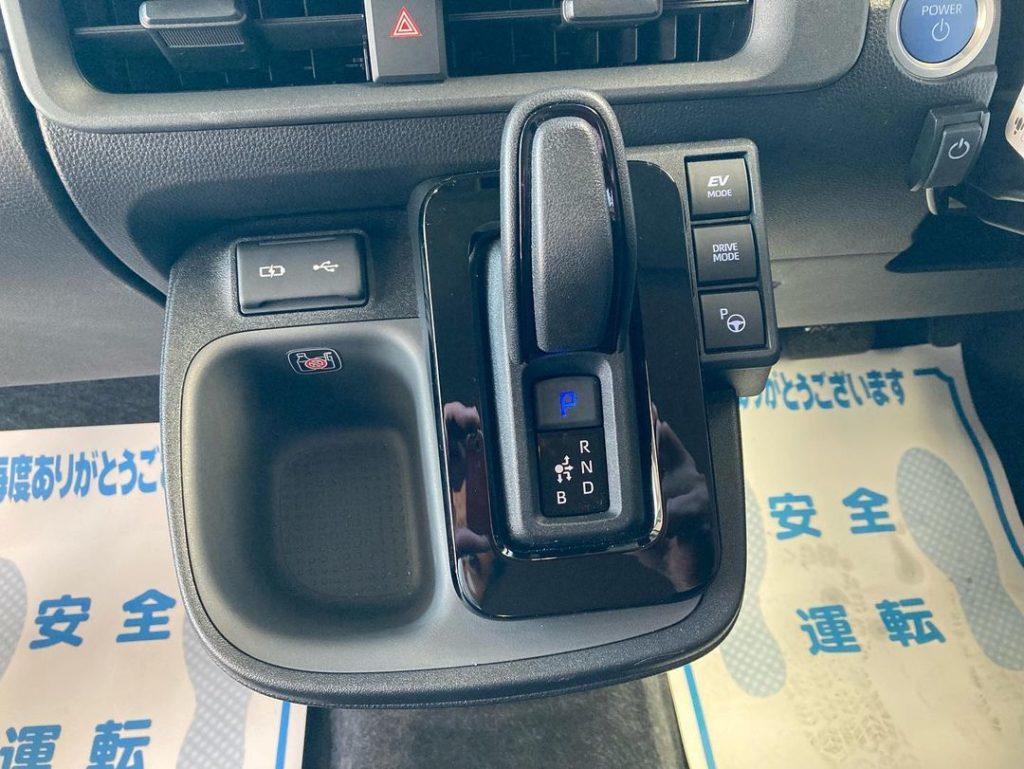 ようやく新型シエンタハイブリッドが入庫しました❗️