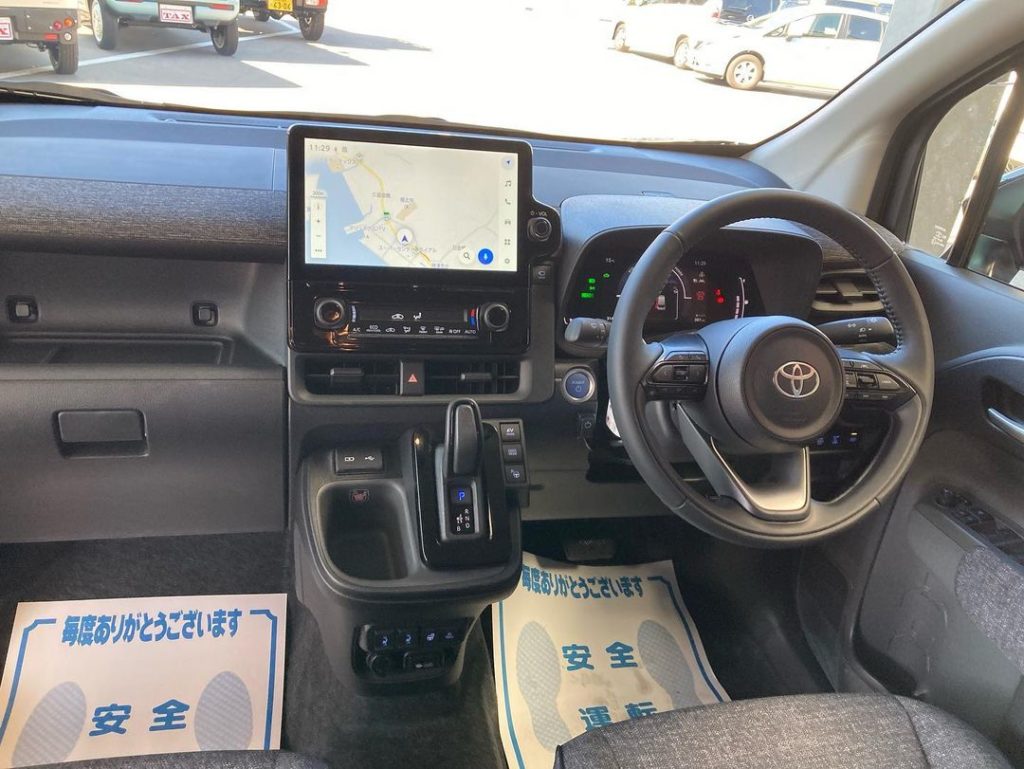 ようやく新型シエンタハイブリッドが入庫しました❗️