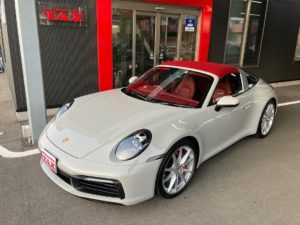 またまたとんでもない車が入庫しちゃいました🤫 ポルシェ911タルガ4S❤️