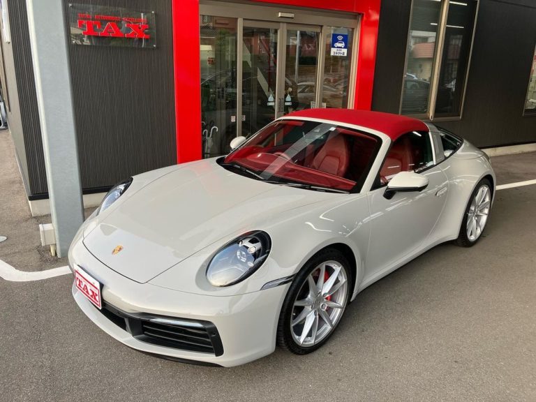 またまたとんでもない車が入庫しちゃいました🤫 ポルシェ911タルガ4S❤️