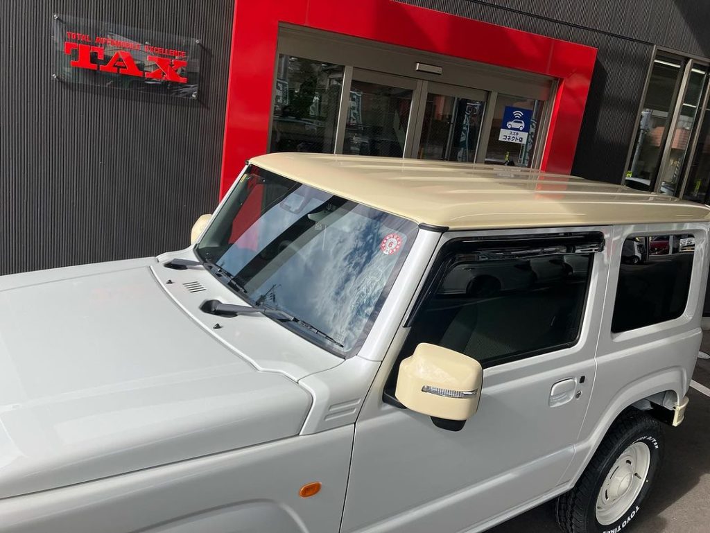 パールホワイトのジムニーでダムド、ザ・ルーツ🤗