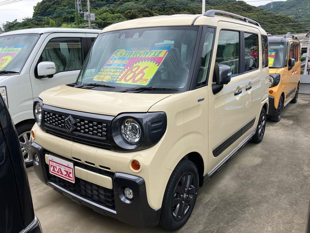 最近ではベージュ系のボディカラーが人気です❤️