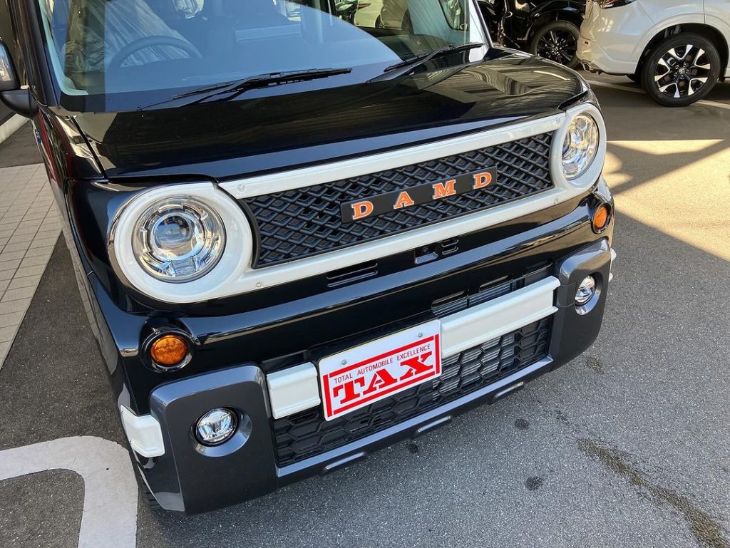 オシャレな白黒モノトーンなスペーシアギアのダムド、ノマド完成❤️