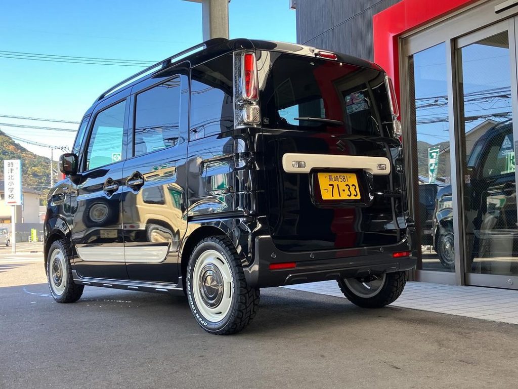 オシャレな白黒モノトーンなスペーシアギアのダムド、ノマド完成❤️