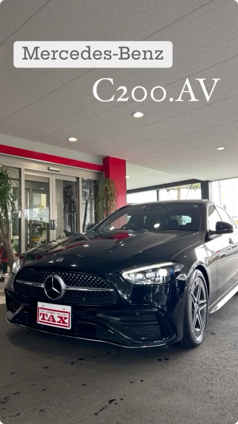 入庫車紹介🚙 メルセデスC200アバンギャルドAMGライン👍
